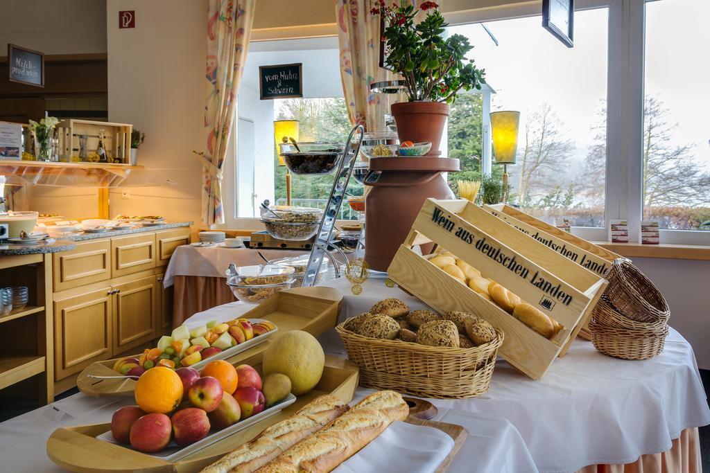 Seehotel Luisenhof Falkenhagen  Dış mekan fotoğraf