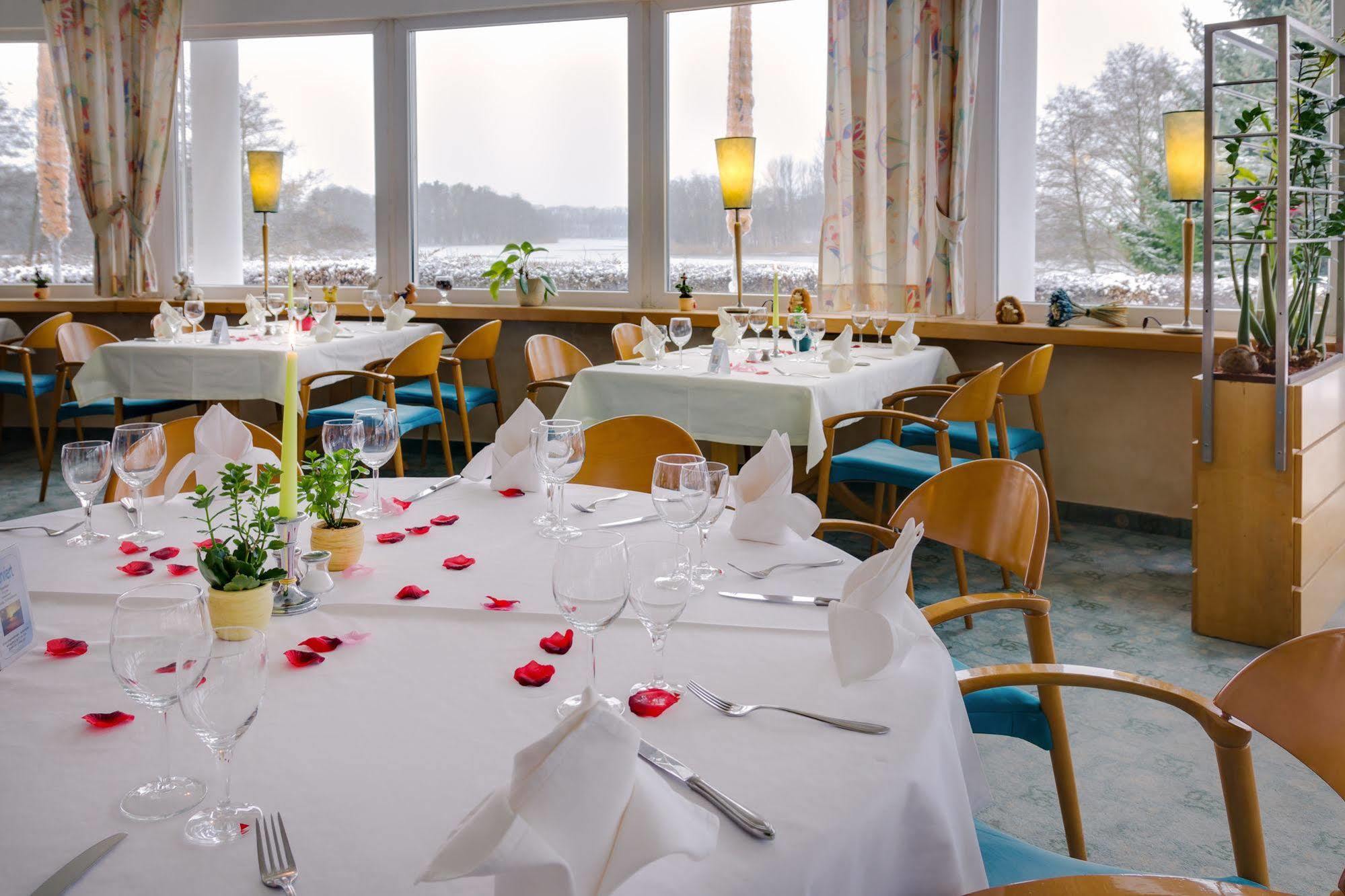Seehotel Luisenhof Falkenhagen  Dış mekan fotoğraf