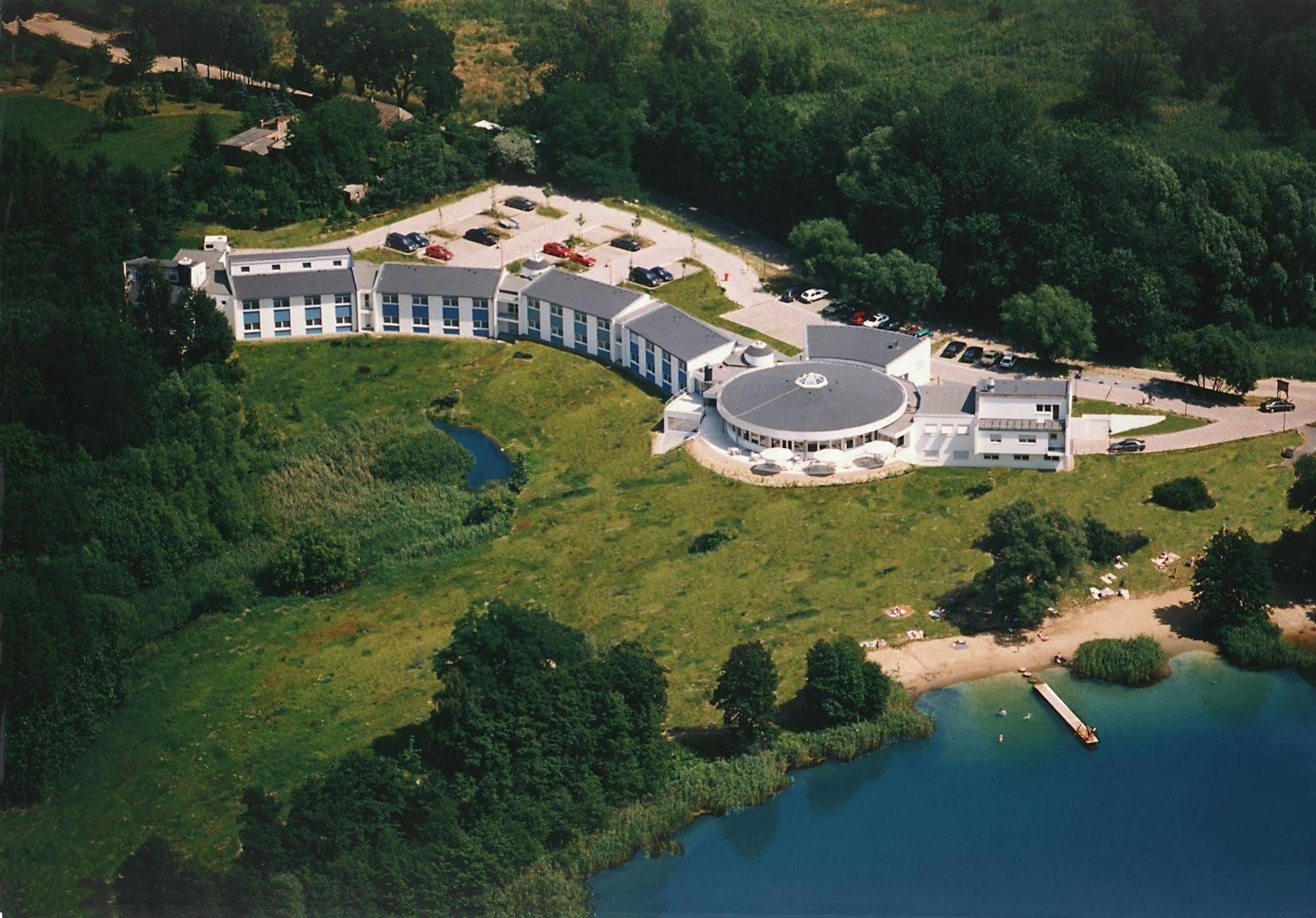 Seehotel Luisenhof Falkenhagen  Dış mekan fotoğraf