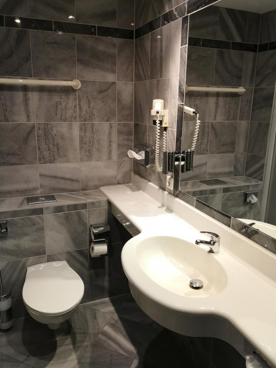 Seehotel Luisenhof Falkenhagen  Dış mekan fotoğraf
